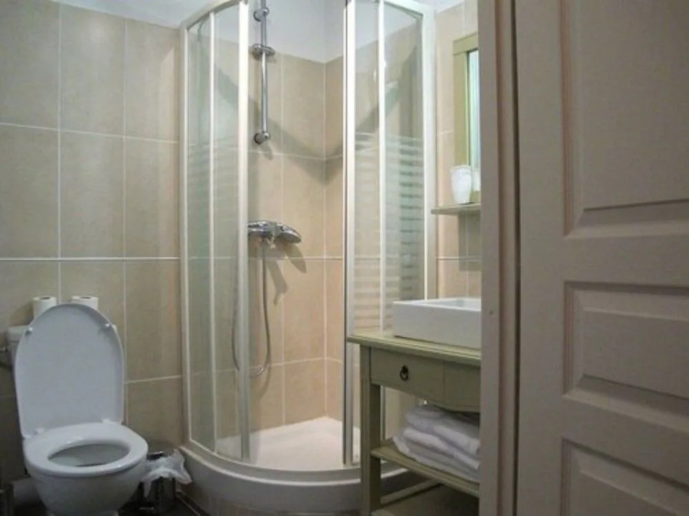 Agudes Hotel
