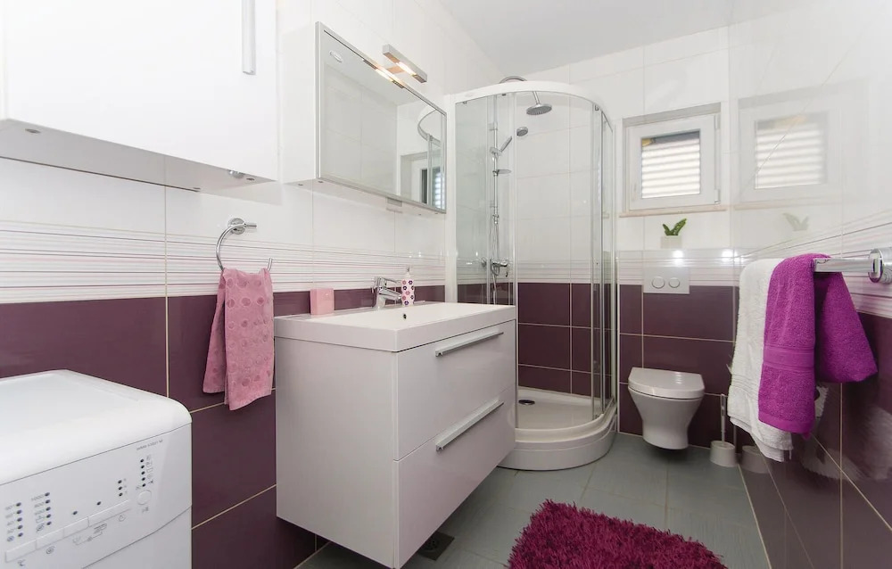 Amazing Home in Lumbarda With Wifi and 6 Bedrooms