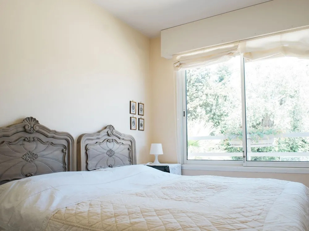 Lovely flat with terrace 5 min walk from sea