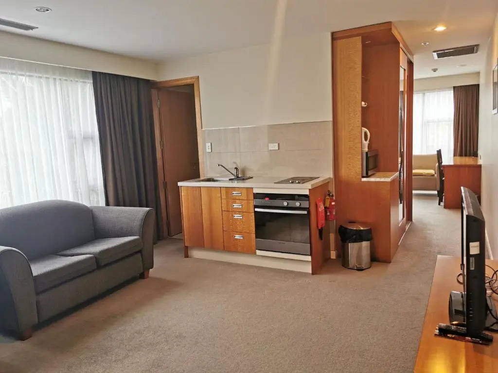 Boulevard Hotel