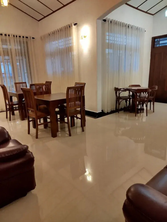 Cosy White Palace