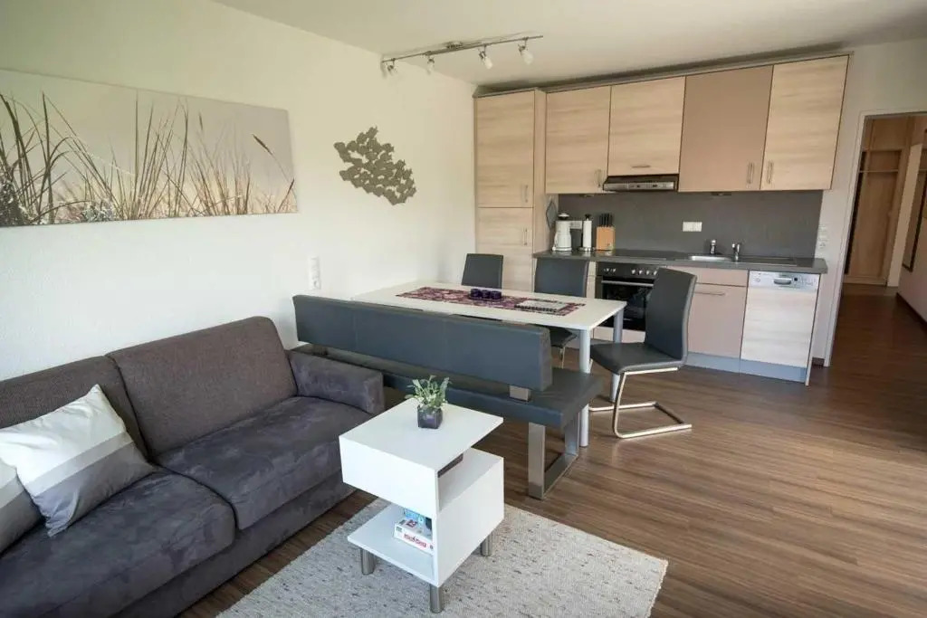 Ferienwohnung-206-Hohe-Lith-strandnah-und-mit-eigenem-Strandkorb