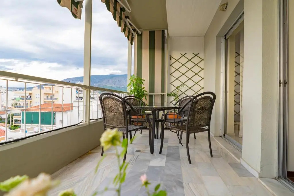 Casa Vestae, Comfortable 2BR Apartment