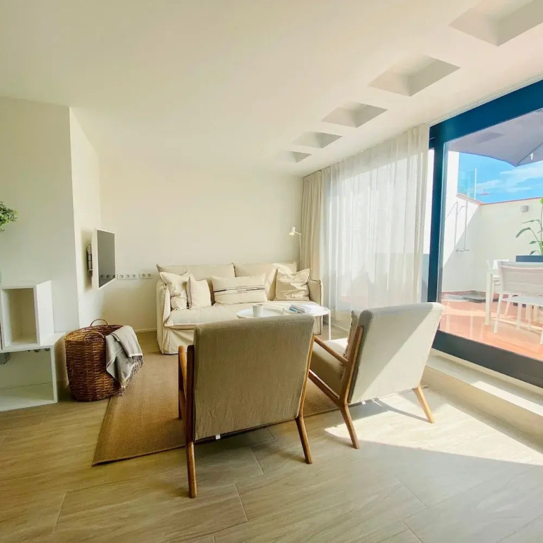 Modern Penthouse With Views Near Paseo De Gracia By Myrentalhost