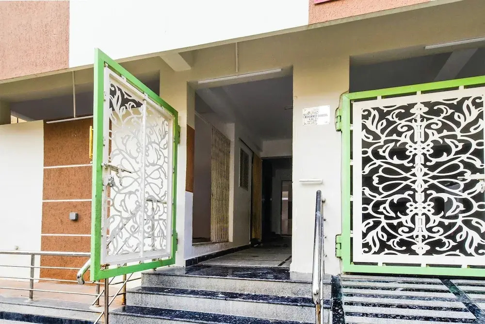 Hotel Greenlane Suites