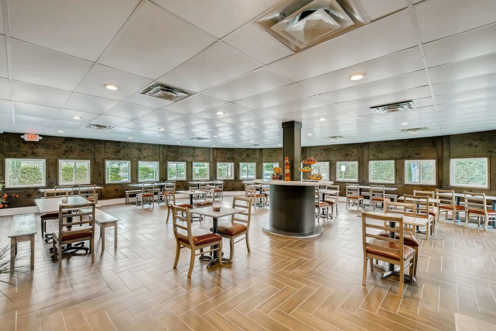 Orangewood Inn and Suites Midtown
