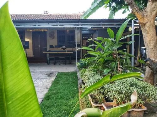 Happy Tree Hostel Yogyakarta