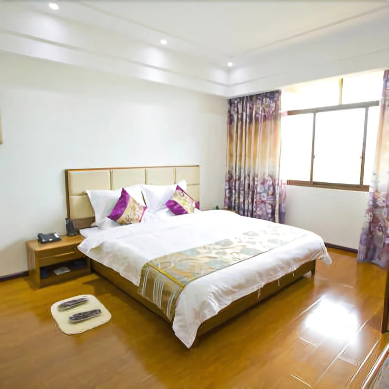 Municipal Party School Fengming Huangchao Lvyin Conference Center Hotel