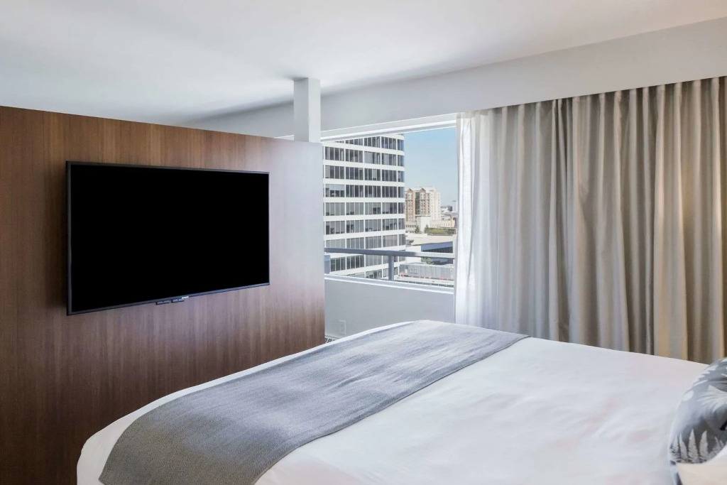 The James Hotel