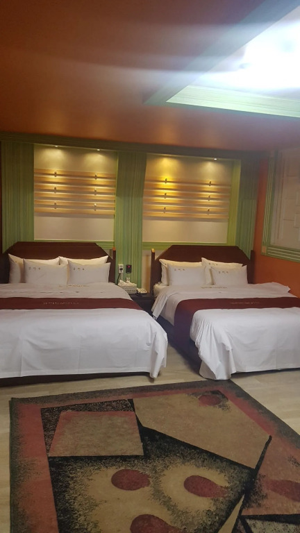 Cupid Motel