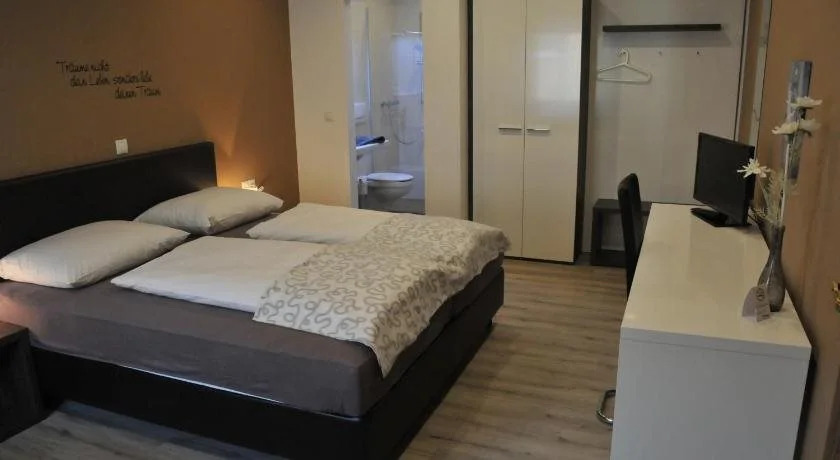 Hotel Krmstl "Zur Stadt Gmunden"