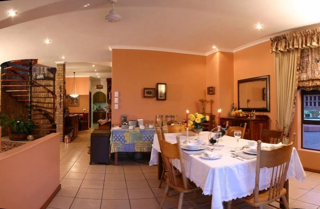 Ibis Lodge
