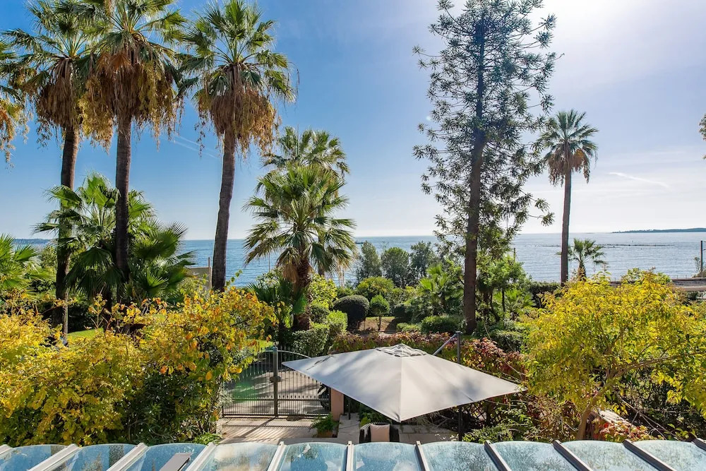 Vaneau Splendide villa vue mer avec jardin et piscine