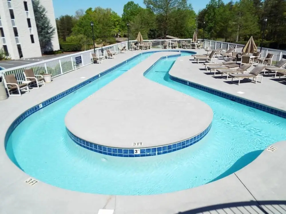 Whispering Pines 212