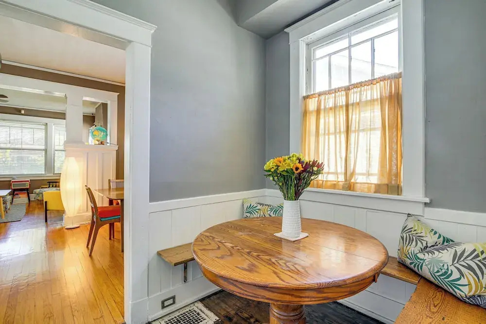 1 Mi to Overton Park: Extended Stay in Memphis!