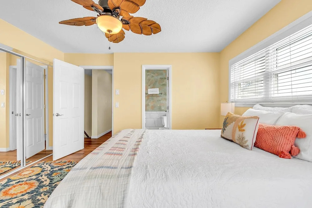 Bayview Villas 101