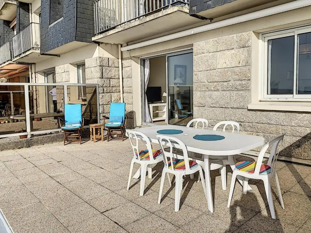 Appartement Jullouville, 3 pièces, 6 personnes - FR-1-361-85