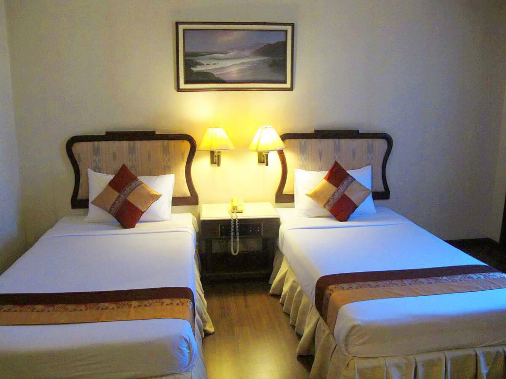 Lee Gardens Hotel