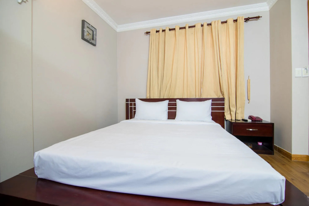 S79 Quynh Giang Airport Hotel