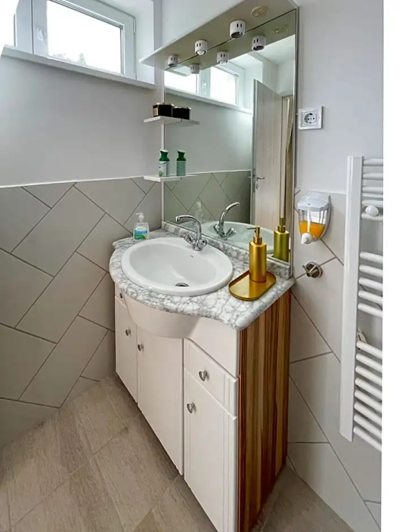 Zen House ADULT ONLY 16plus
