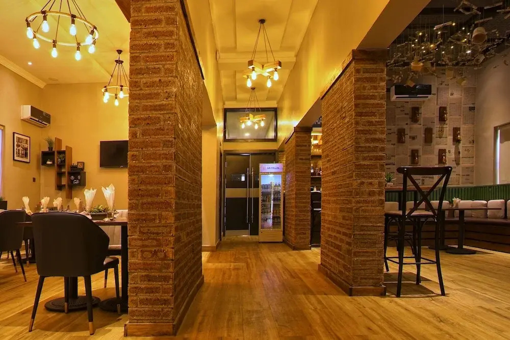 AGA WOODS Hotels