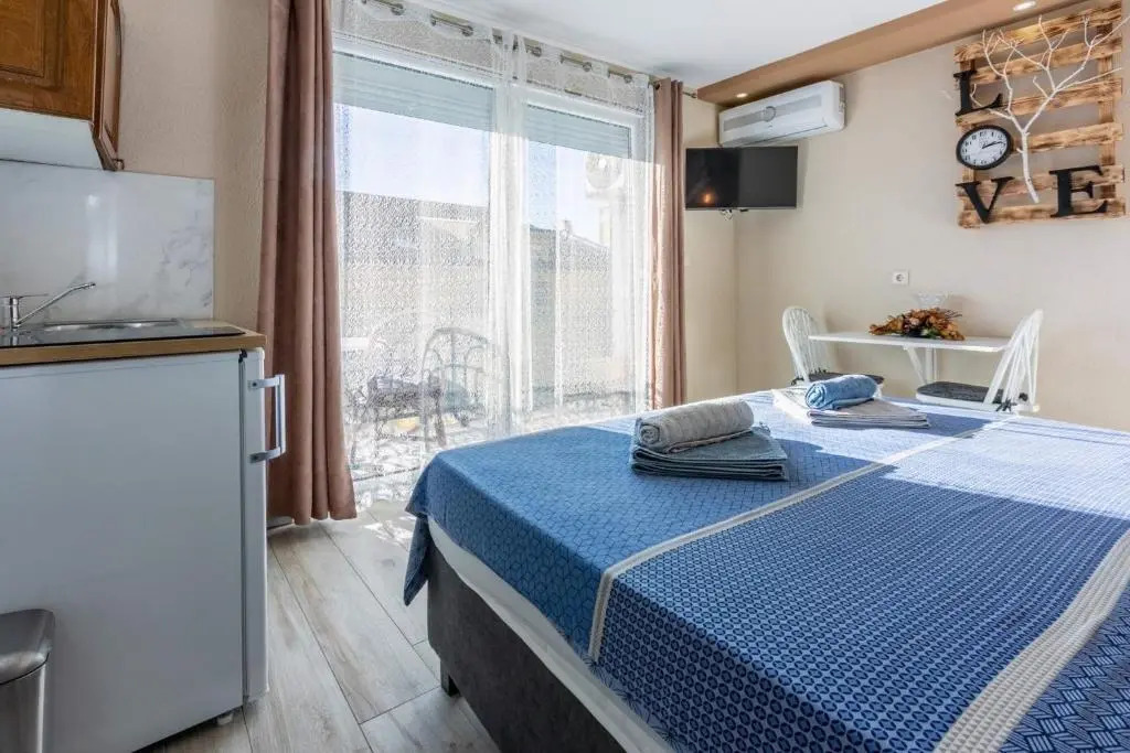 Apartments in Crikvenica 42635