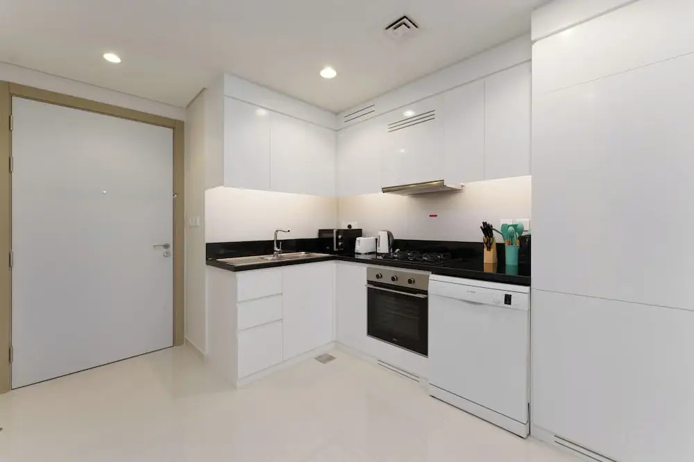 Maison Privee - City Chic Retreat in Dubai’s Prime Location