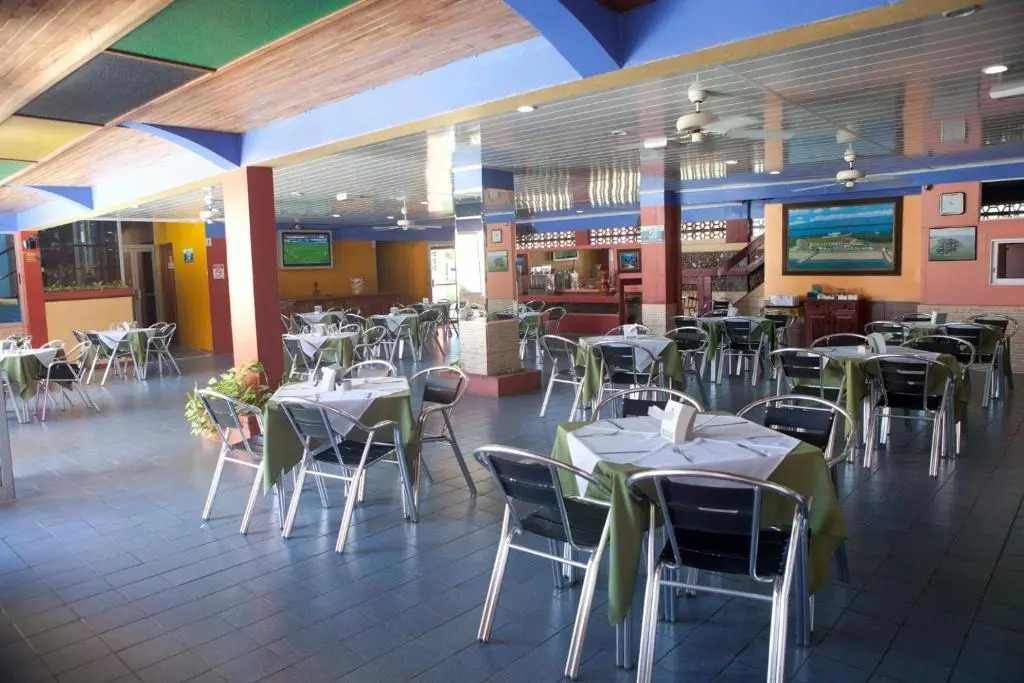 Hotel Yadran