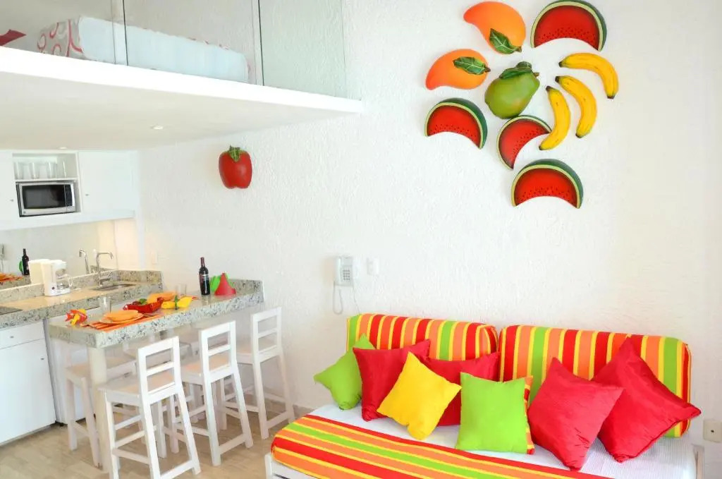 AR Cancun Plaza