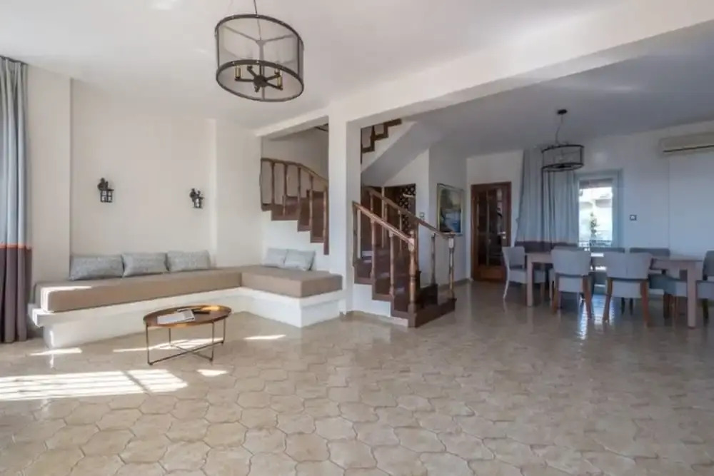 Duplex Gerakini Apartment With Pool