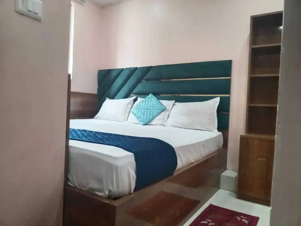 Deteex Hotel Babli
