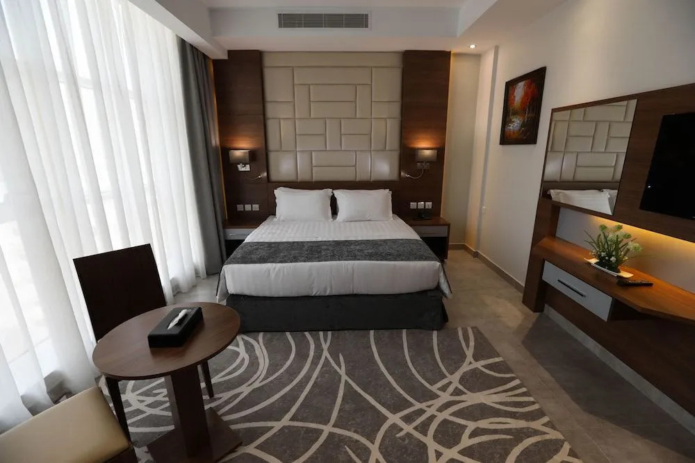 Diamond Tower Hotel