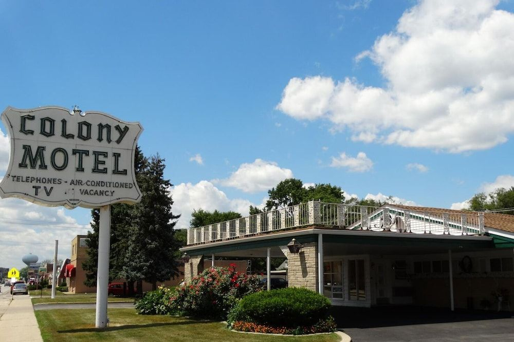 Colony Motel