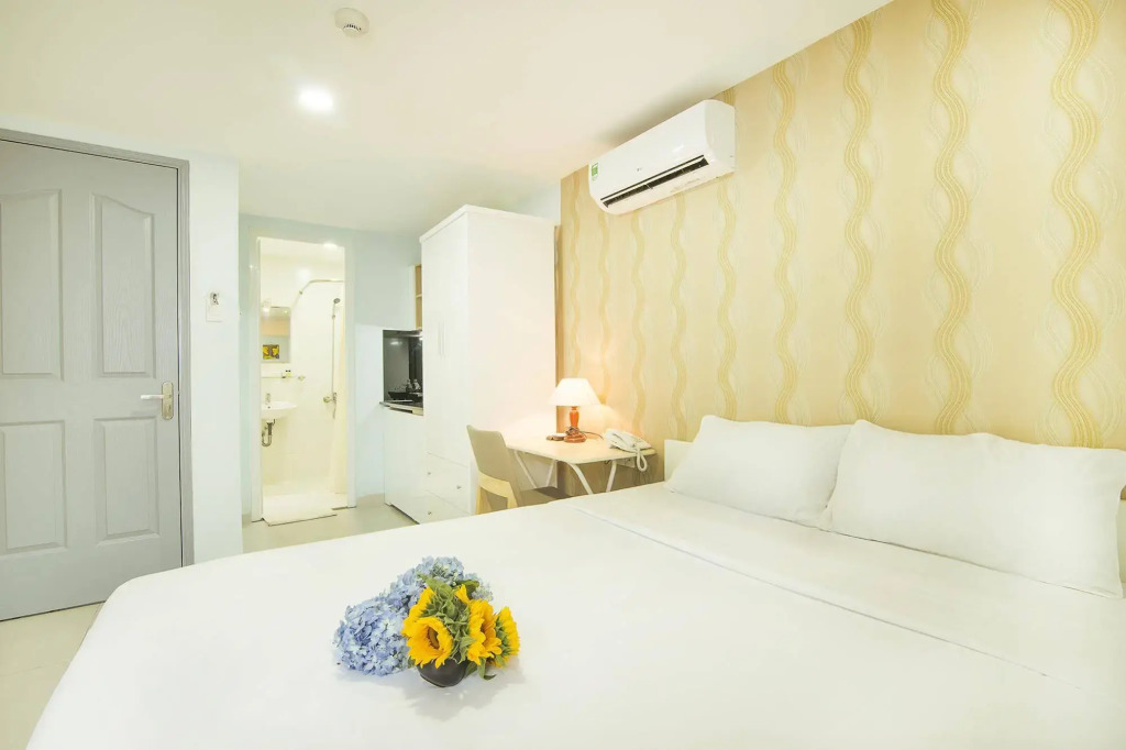 Max Sunflower Hotel