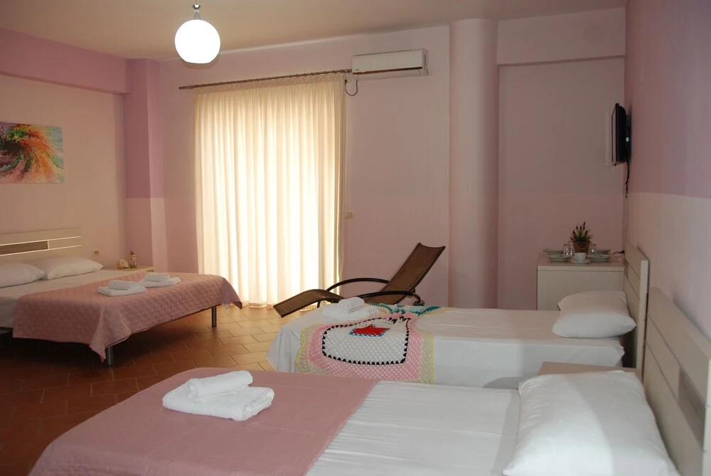 Briken Aparthotel