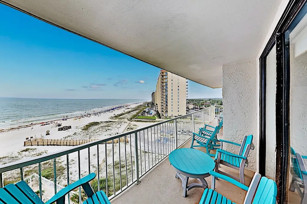 New Listing! Chic Gulf-view Beach W/ Pools 3 Bedroom Condo