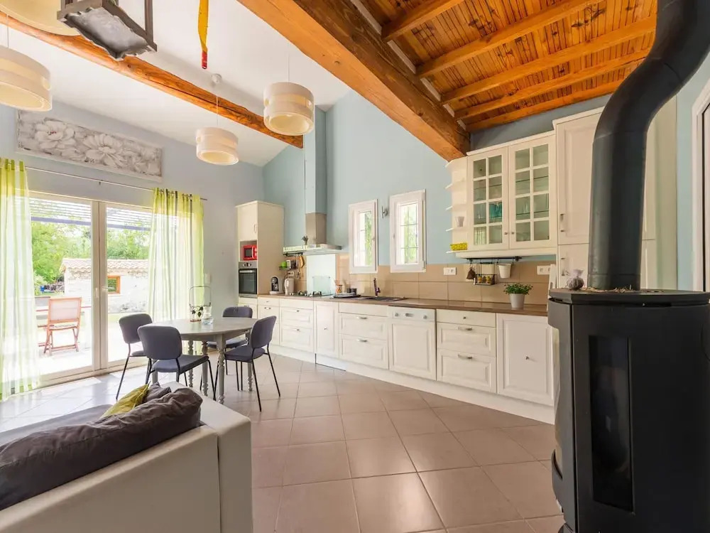 Holiday Home in Vaucluse Near Mont Ventoux
