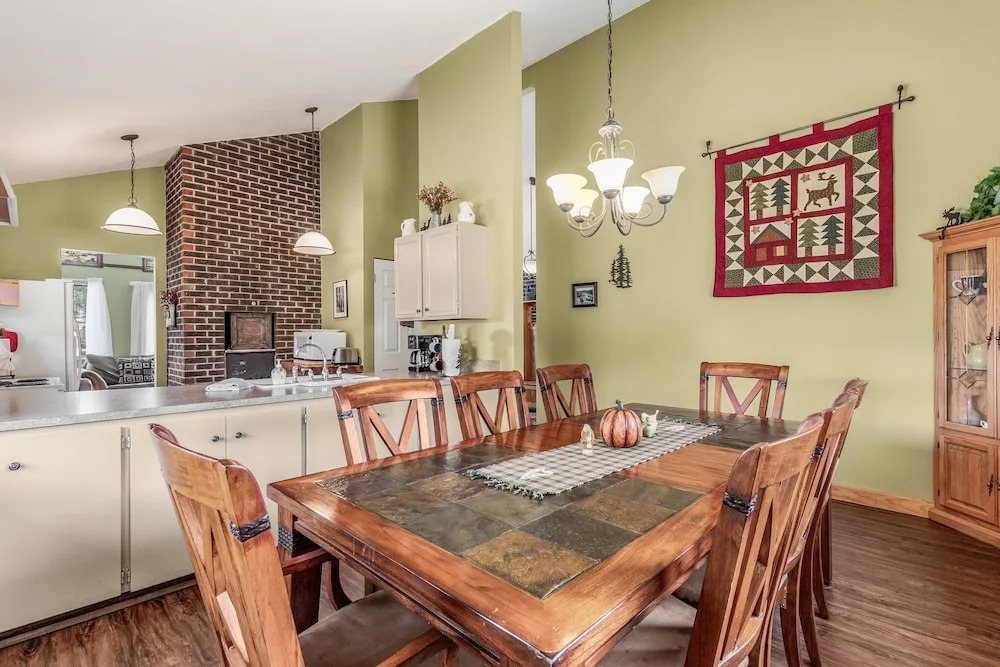 3 Elk - 4 Br Home