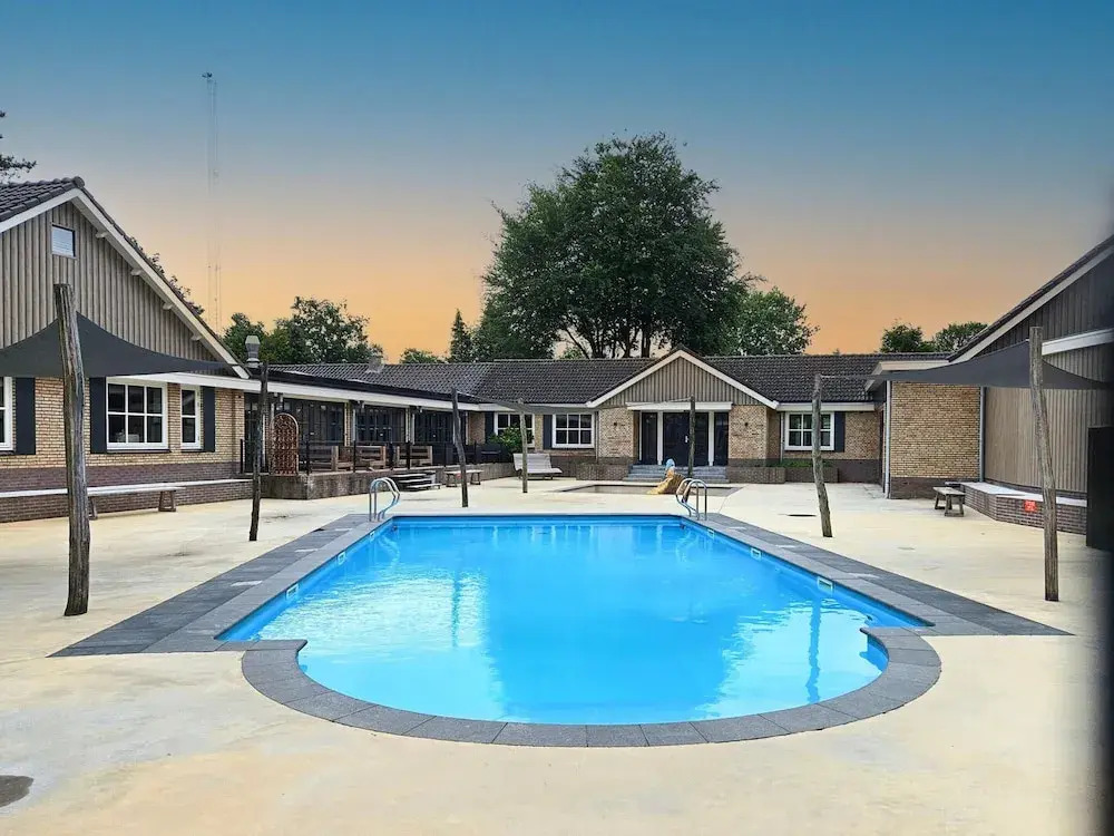 Chalet Kieftveen With hot tub for Four Person