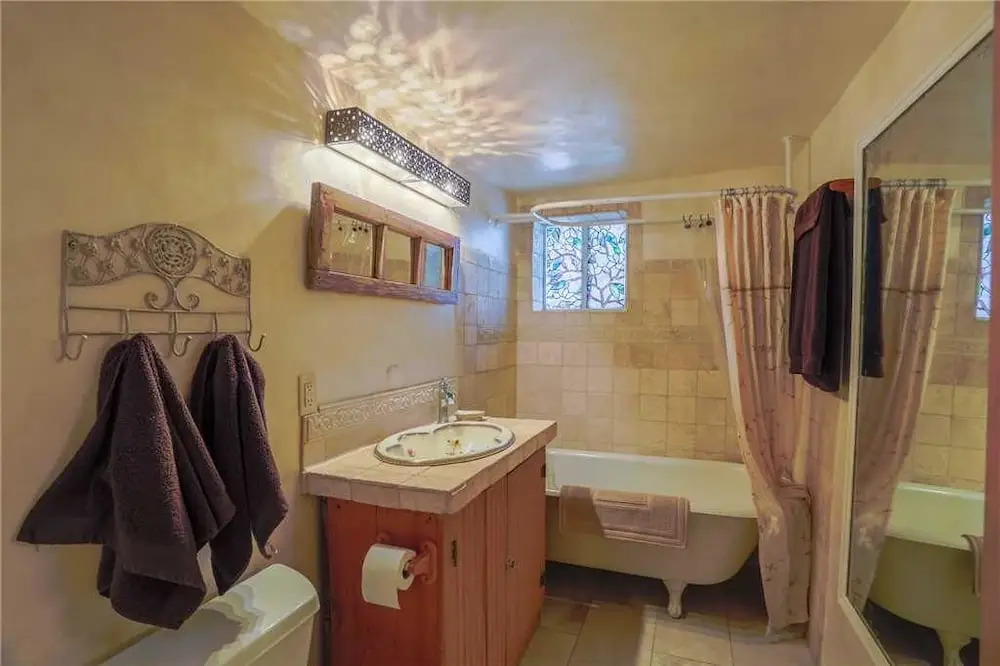 Camino Cabra - Two Bedroom Home