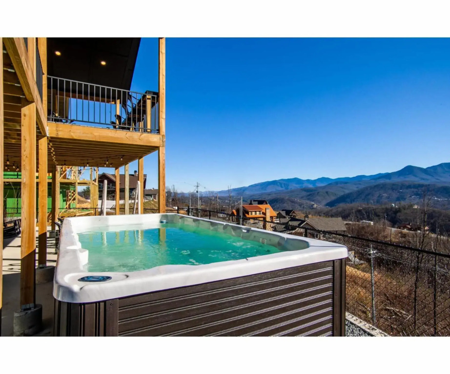 Sky Ridge Mountain View Wheelchair Accessible and Swim Spa