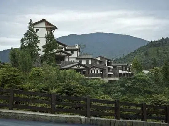 DreamTravel Apartment (Emeishan Qiliping Branch)