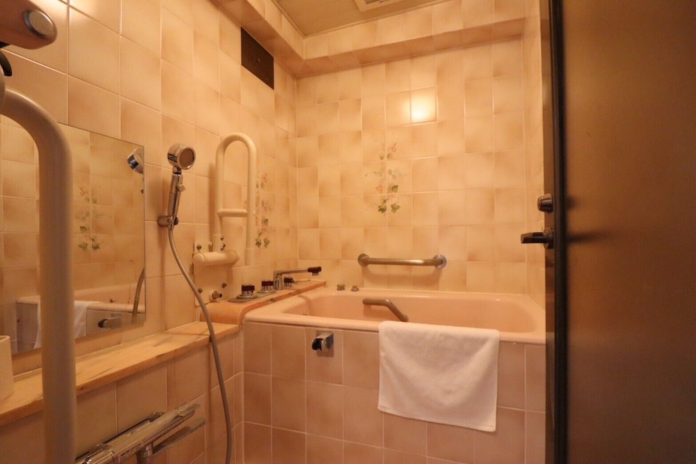 Sunmallcrest802