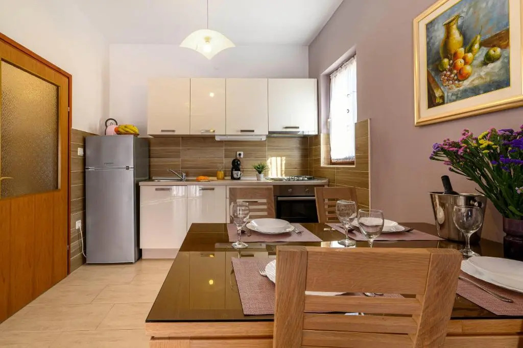 Apartments Vala