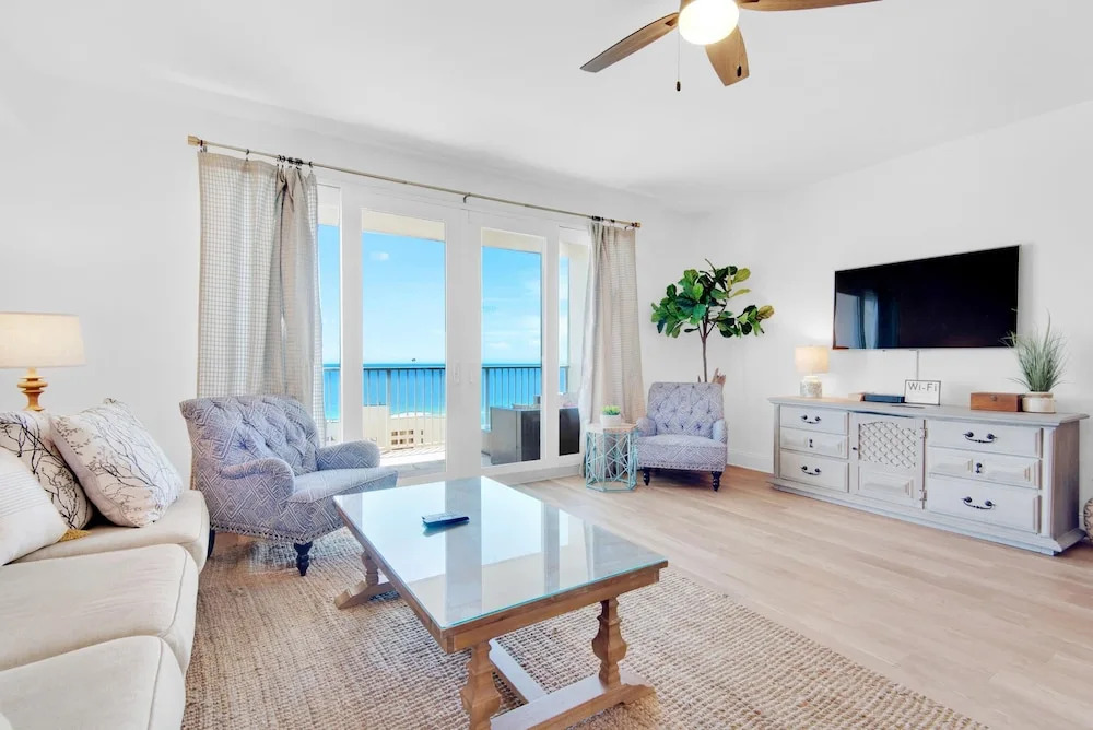 Laketown Wharf 1714