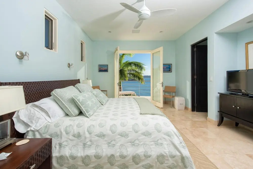 Exquisite Hilltop Villa with Luxurious Modern Design, Sweeping Ocean Views & Sparkling Infinity Pool