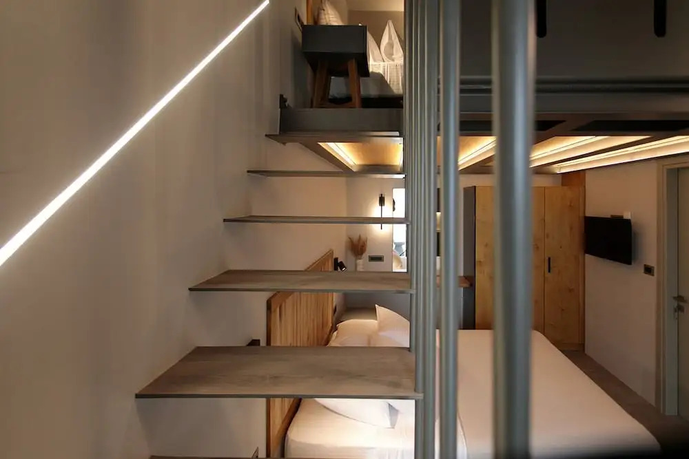 "Makava Suites" Your Luxe Urban Sanctuary