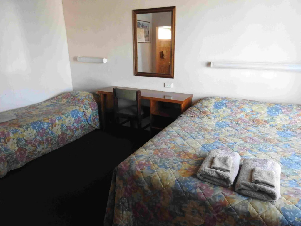 Copper City Motel