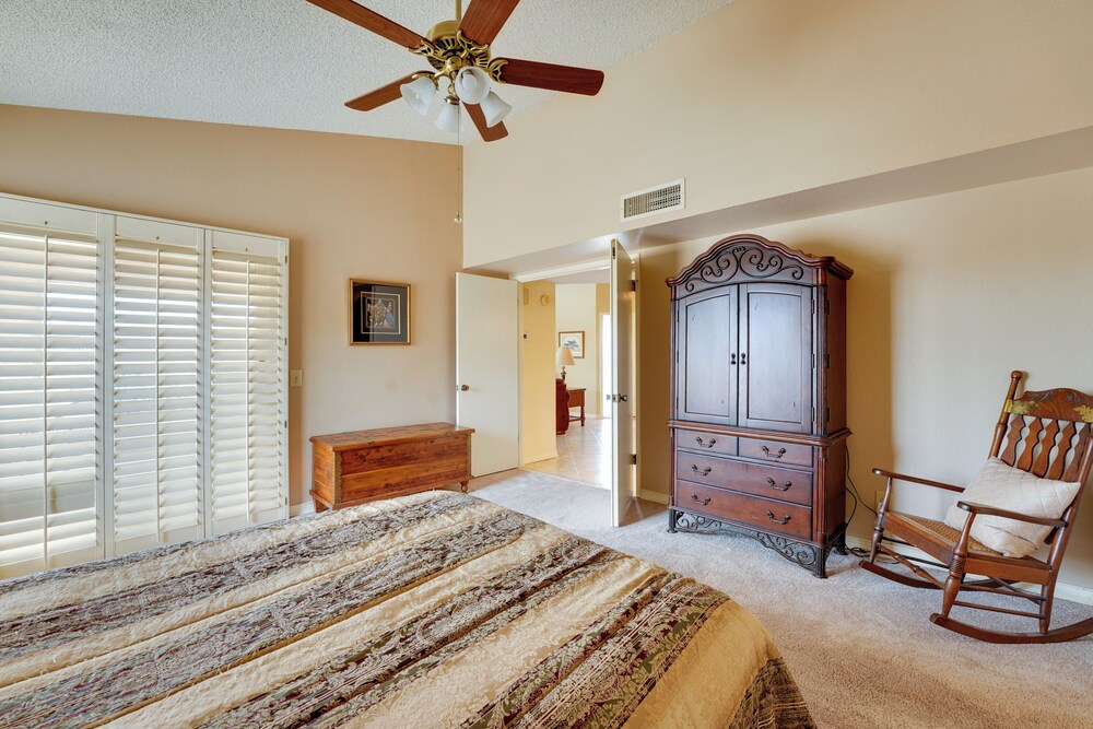 < 1 Mi to Courses! Quiet Golfer's Gem in Sun Lakes