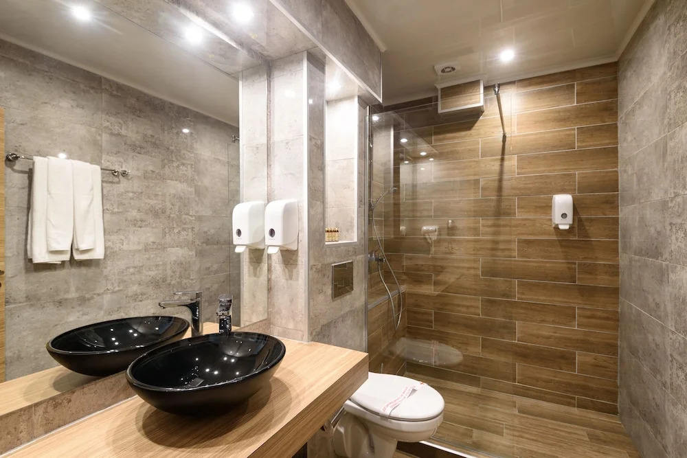 Avenue Hotel Deluxe